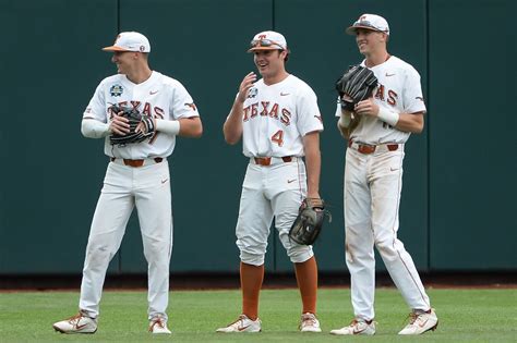 LOOK: Texas baseball reveals new uniforms for 2019 - Burnt Orange Nation