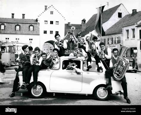 O town band hi-res stock photography and images - Alamy