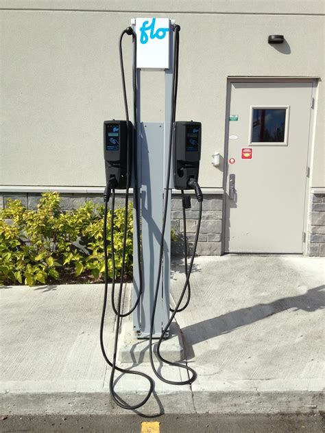 Flo Charging Station - 200 Montée de St Sulpice, L'Assomption, QC J5W 2T3, Canada