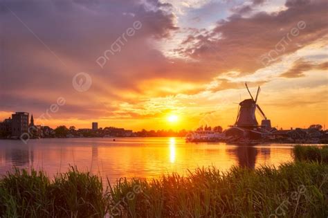 Background Pemandangan Pedesaan Belanda Kincir Angin Di Lokasi Wisata Terkenal Zaanse Schans Di ...