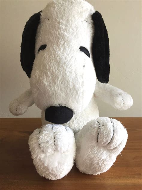 Vintage Snoopy Plush Toy 1968 - Stuffed Animals - Peanuts Collectibles ...