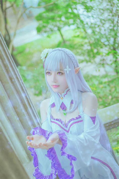 Trustedeal.com - My Cosplay Shop: Very Beautiful Re Zero Emilia Cosplay