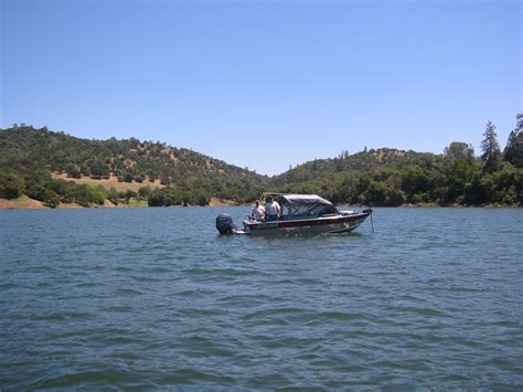 New Melones Lake Fishing Report 2024 [Tips, Spots, Pictures, and Everything You Need to Know ...