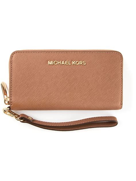 Michael michael kors Jet Set Travel Wallet in Beige (brown) | Lyst