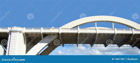 South banks bridge stock image. Image of curve, west - 14621381