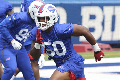 Bills’ Greg Rousseau soaks up knowledge from Calais Campbell at Paradise Camp (Watch) - syracuse.com