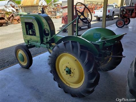 #TractorTuesday – 1939 John Deere Model L | Graham Family Farm