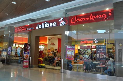 Jollibee - CLOSED - 13 Reviews - Fast Food - 3030 Plaza Bonita Rd ...