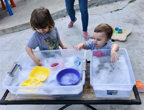 Toddler Time at Home: Summer Splash Sensory Bins | The New Children's ...