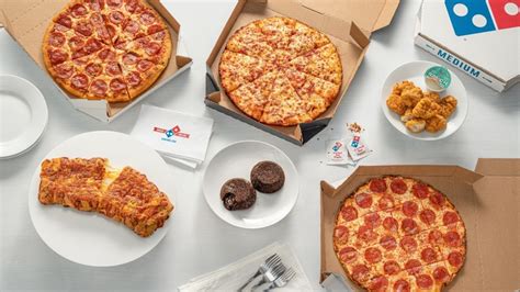 13 Mistakes You're Probably Making With Your Domino's Order