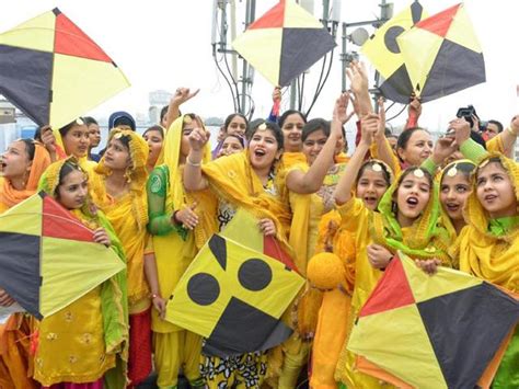 List Of Famous Punjabi Festivals That You Should Not Miss