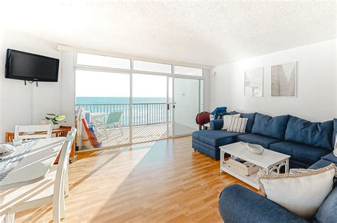 Oceanfront Condo with a Shady Balcony, Ocean View, AC, WiFi & Shared ...