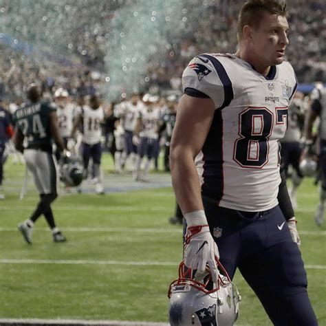 TMZ Posts Video of Rob Gronkowski Dancing to Avicii's 'Levels' | News ...