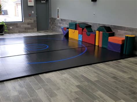 Roll-Up Playroom Flooring 5' x 5' | AK Athletic Equipment