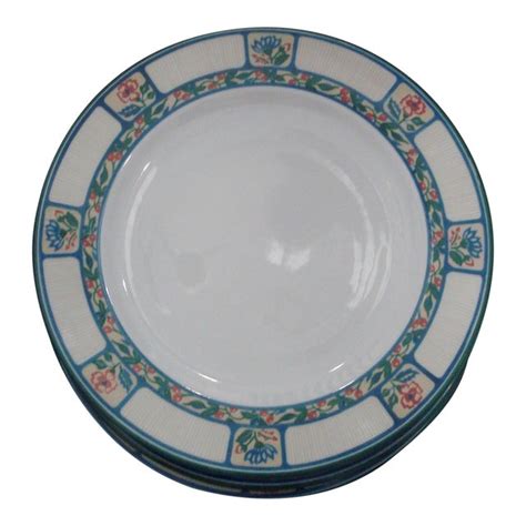 Tognana Italy Round Dinner Plates Floral Berries - Set of 6 | Chairish