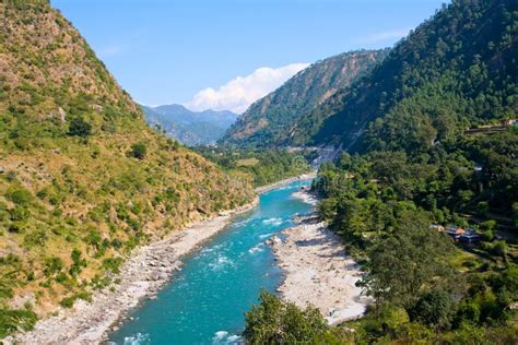 Fleuve De Ganges En Montagnes De L'Himalaya Image stock - Image du ganges, fleuve: 27389241