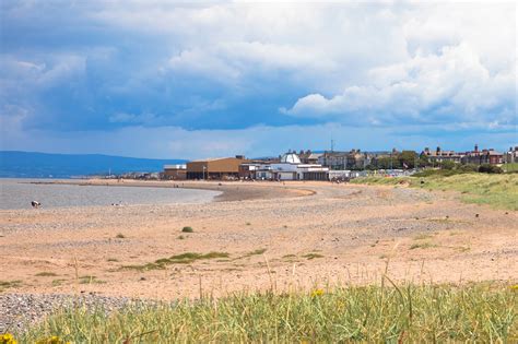 Fleetwood Beach - Visit the Sunny and Sandy Seaside - Go Guides