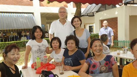 ESM Goh Chok Tong leaves behind a ‘kind-hearted’ Marine Parade, residents say - TODAY