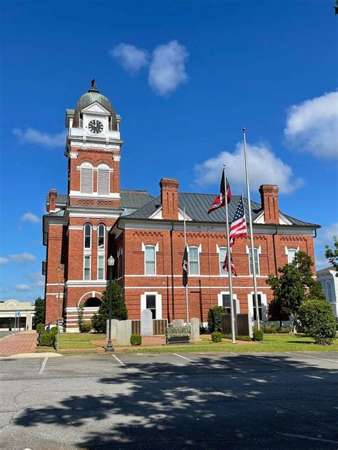 Washington County Courthouse in Sandersville, Georgia