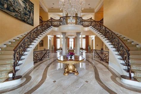 Tour Steve Harvey's $20 Million Atlanta Mansion, Photos