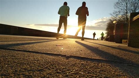 Remember These Running Safety Tips To Avoid Unnecessary Accidents - LCR ...