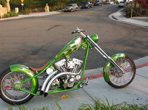 West Coast Choppers West Coast Choppers CFL - Moto.ZombDrive.COM