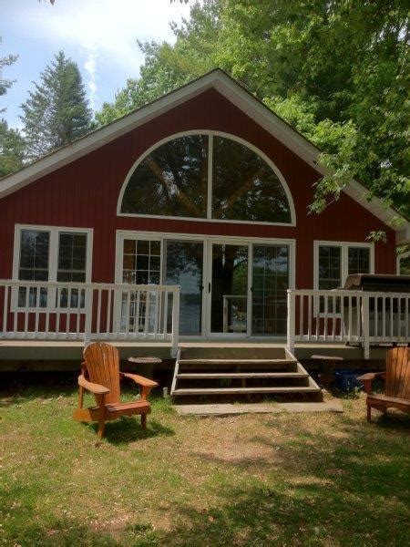 4 bed Cottage in Kawartha Lakes - 6866215 - STUNNING 4-BDRM KAWARTHA WATERFRONT, BOBCAYGEON