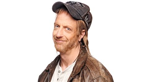 SCHITT’S CREEK: Chris Elliott chats new comedy series – exclusive ...