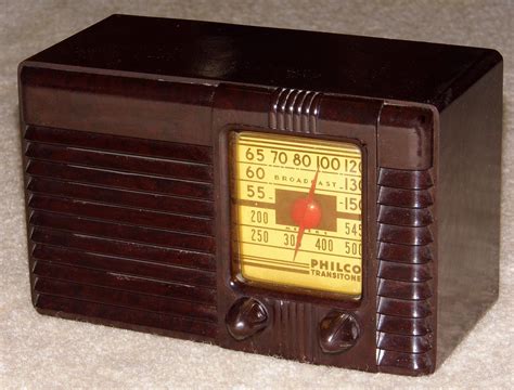 Vintage Bakelite Radios 107 | Vintage radio, Antique radio, Radio retro