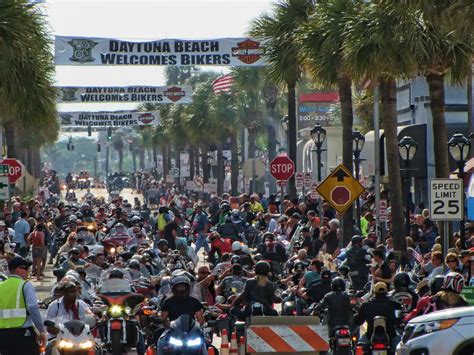 Motorcycles at Daytona Bike Week 2016