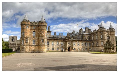 Palace of Holyroodhouse in Abbeyhill - Tours and Activities | Expedia