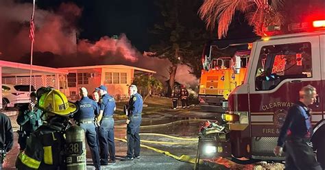 Plane crashes into mobile homes in 'mass casualty event' after engine ...