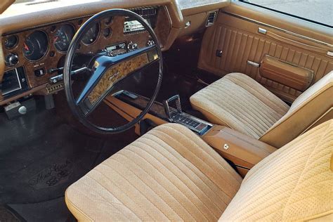 1970 CHEVROLET MONTE CARLO SS - Interior - 237138