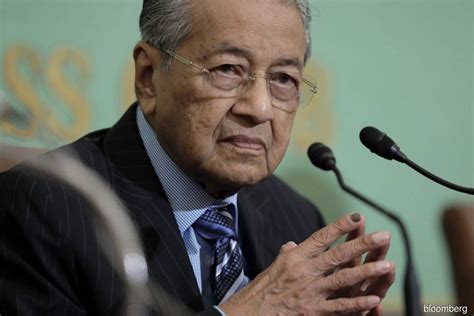 Dr Mahathir still in IJN for further investigation on his health condition