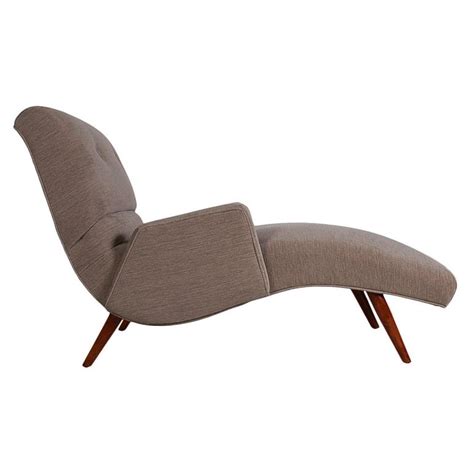 Mid-Century Modern Chaise Lounge Chair in Gray Tweed Upholstery at ...