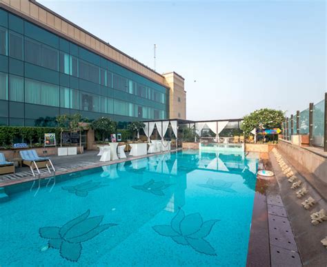 Agra Hotels with View of Taj Mahal | Radisson Blu - Reviews