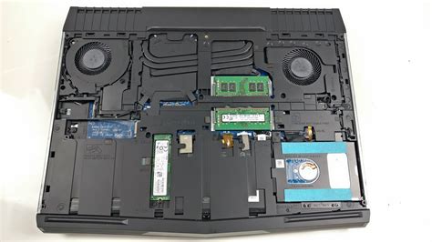 Inside Alienware 15 R3 - disassembly, internal photos and upgrade ...