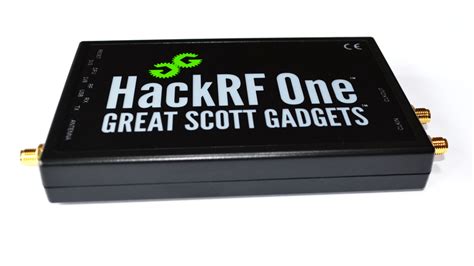 HackRF One with ANT500 Telescopic Antenna - Hak5