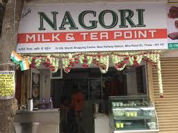 Mumbai's famous Nagori Tea