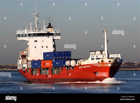 Small Container Ship High Resolution Stock Photography and Images - Alamy