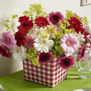 Unusual Vases for Beautiful Floral Arrangements, 55 Unique Gift Ideas