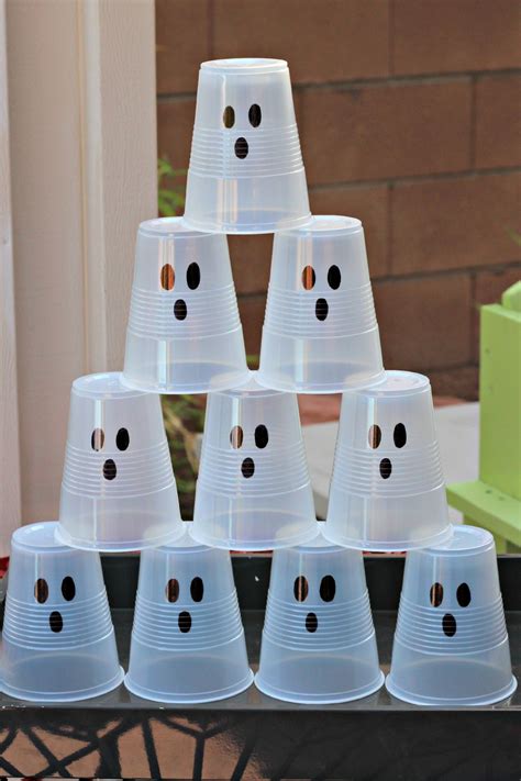 Halloween Ghost Party - Organize and Decorate Everything