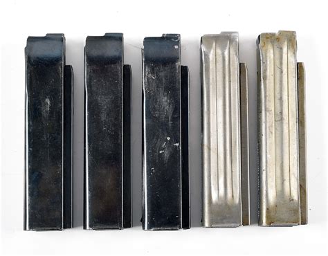 Lot Detail - LOT OF 5: REISING SUBMACHINE GUN MAGAZINES.