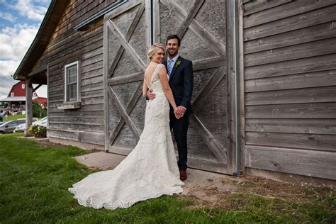 A Rustic Romantic Barn Wedding at the Garvey Family Wedding Barn in ...