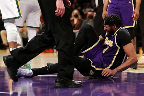 Lakers Rumors: Anthony Davis to miss at least 2 weeks with ankle injury - Silver Screen and Roll