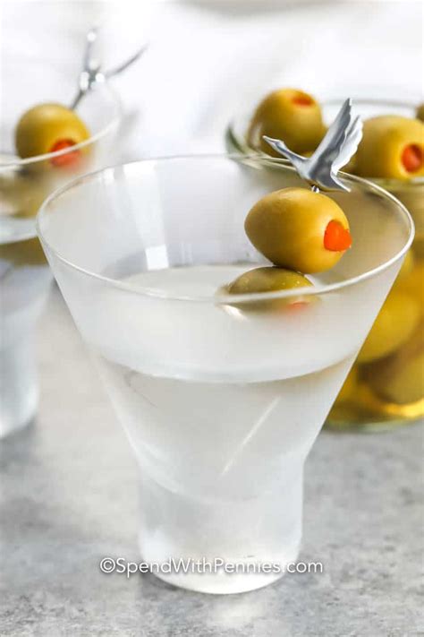 Best Dirty Martini Recipe: Easy & Homemade Guide 2024