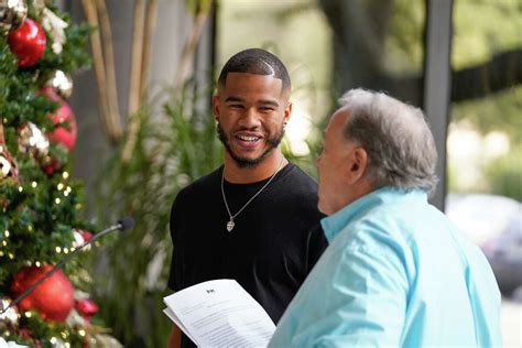 UTSA quarterback Frank Harris returning for a final season