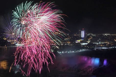 Niagara Falls Winter Festival of Lights Returns In November!