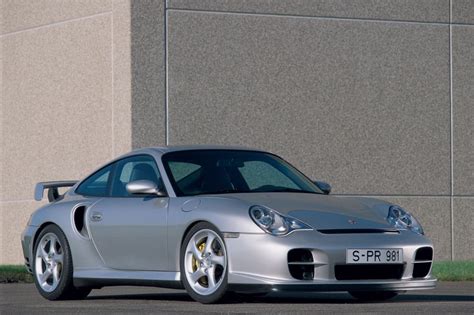 photo Porsche 911 GT2 type 996 (2000) - Motorlegend.com