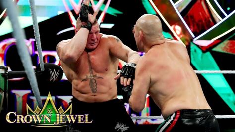 Brock Lesnar and Cain Velasquez trade blows: WWE Crown Jewel 2019 (WWE Network Exclusive)